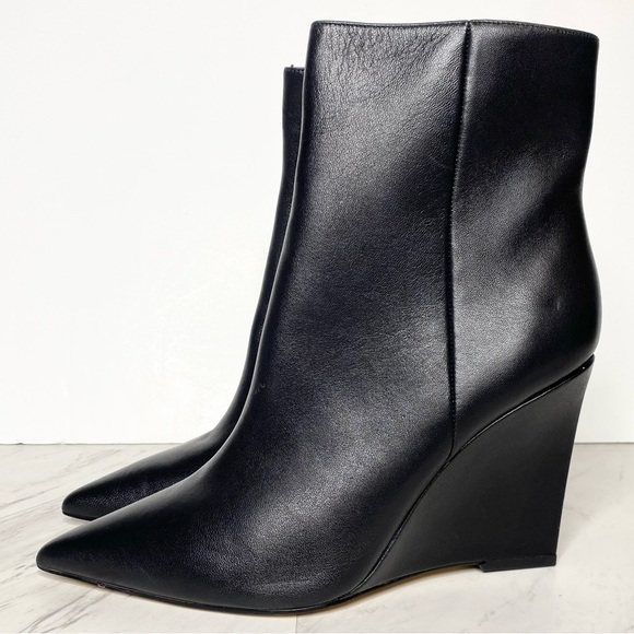 Marc Fisher Dayna Black Leather Wedge Heel Pointed Toe Bootie 10M